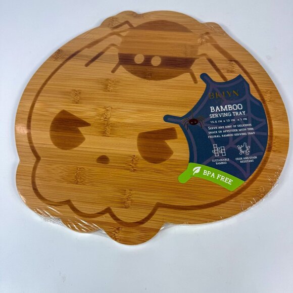 Brooklyn Steel Co Skull Spider Bamboo Cutting Serving Snack  Appetizer Board - Picture 1 of 4